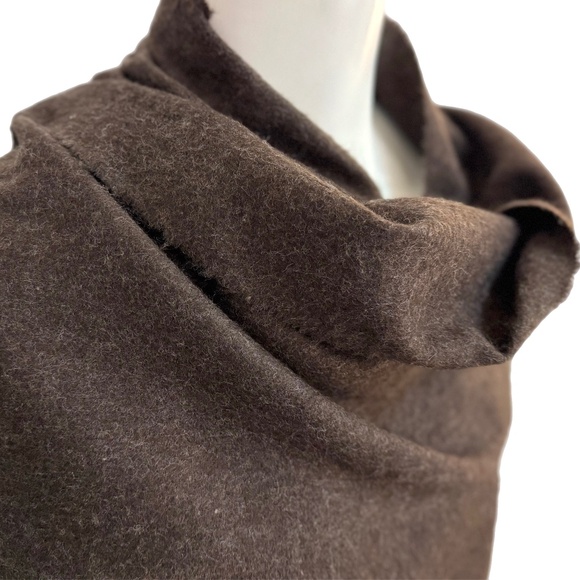 Geoffrey Beene 100% Pure Wool Scarf 🇮🇹 – Made in Italy – Chocolate Brown - Picture 3 of 9